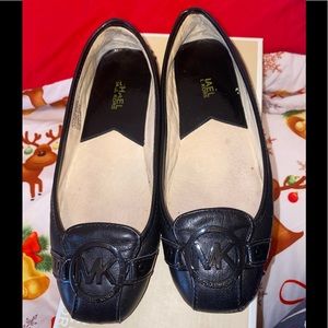 Black Michael Kors Fulton Moc with black MK logo